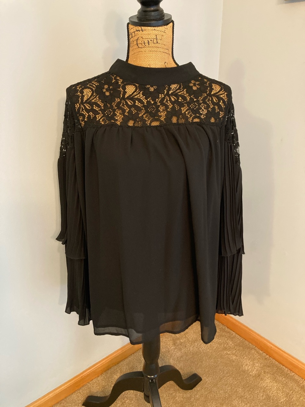 Good Luck Gem Black Lace Yoke Pleated-Sleeve Blouse Women Size 3X